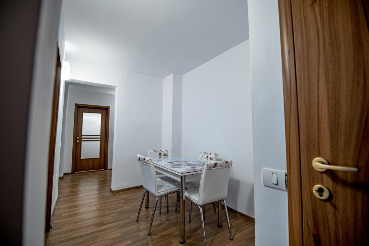 Apartament 3 Camere Royal Braşov Eksteriør bilde